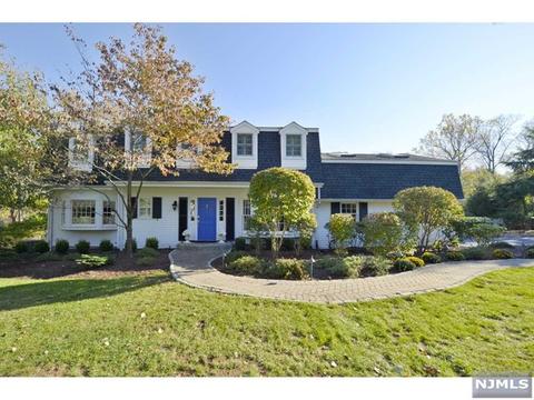 22 Roxbury Downs, Upper Saddle River, NJ 07458 photo 1