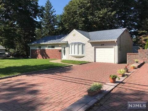 235 N Farview Ave, Paramus, NJ 07652 photo 1