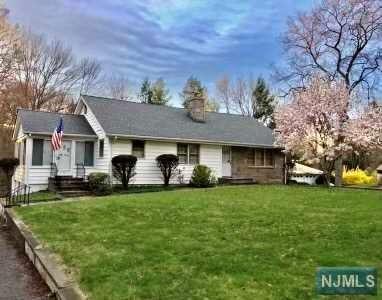 57 County Rd, Demarest, NJ 07627 photo 1