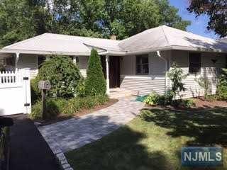 203 Addison Pl, Paramus, NJ 07652 photo 1