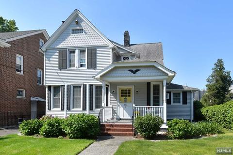 231 Anderson St, Hackensack, NJ 07601 photo 1