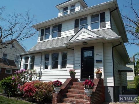 304 James St, Teaneck, NJ 07666 photo 1