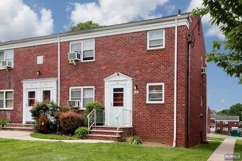 457 Blanchard Ter #13, Hackensack, NJ 07601 photo 1