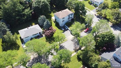4 Adelphia Rd, Wayne, NJ 07470 photo 1