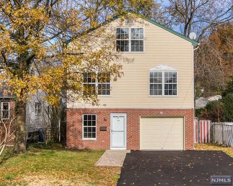 462 W Anderson St, Hackensack, NJ 07601 photo 1