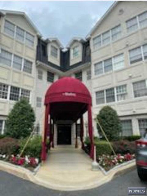 131 Clinton Pl #413, Hackensack, NJ 07601 photo 1