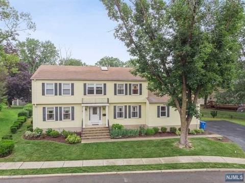 87 Maryland Rd, Paramus, NJ 07652 photo 1