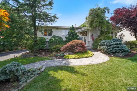 54 Wanamaker Ave, Waldwick, NJ 07463 photo 1