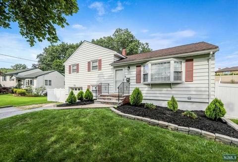 278 Homestead Rd, Paramus, NJ 07652 photo 1