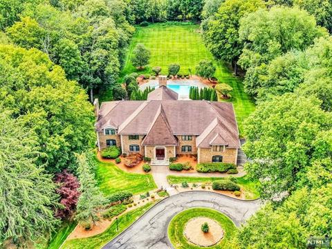 81 E Saddle River Rd, Saddle River, NJ 07458 photo 1