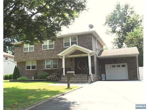 112 Birchwood Rd, Paramus, NJ 07652 photo 1