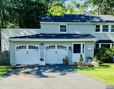 45 Malcolm St, Waldwick, NJ 07463 photo 1