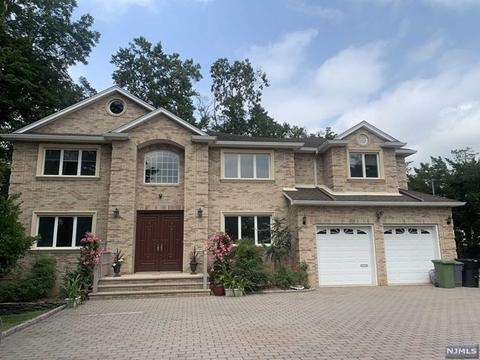 195 N Farview Ave, Paramus, NJ 07652 photo 1