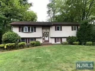 42 Demarest Ave, Demarest, NJ 07627 photo 1