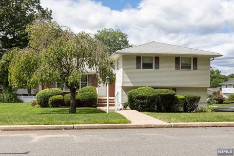 55 Stuart Pl, Oradell, NJ 07649 photo 1