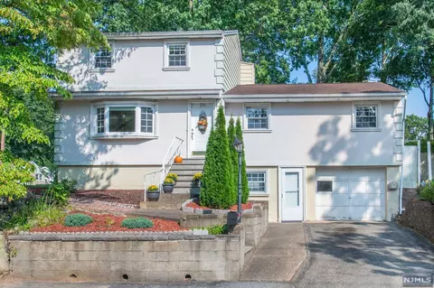 236 Linden Rd, Wayne, NJ 07470 photo 1