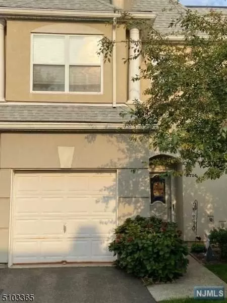 8714 Brittany Dr, Wayne, NJ 07470 photo 1