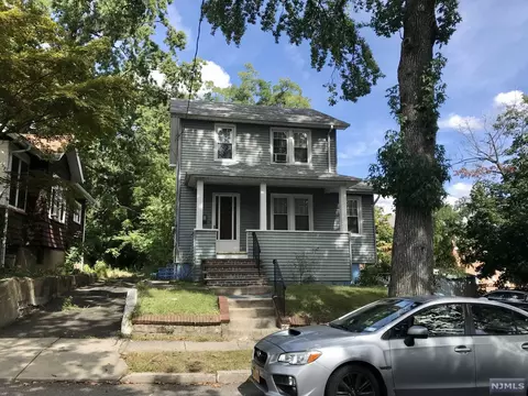 18 Willow Ave, Hackensack, NJ 07601 photo 1