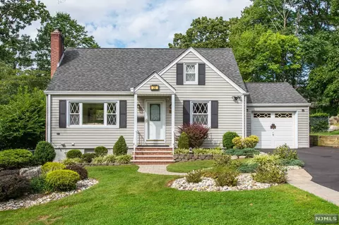 26 Highland Ter, Wayne, NJ 07470 photo 1
