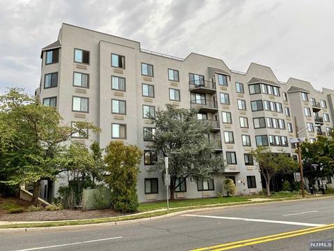 115 Polifly Rd #5A, Hackensack, NJ 07601 photo 1