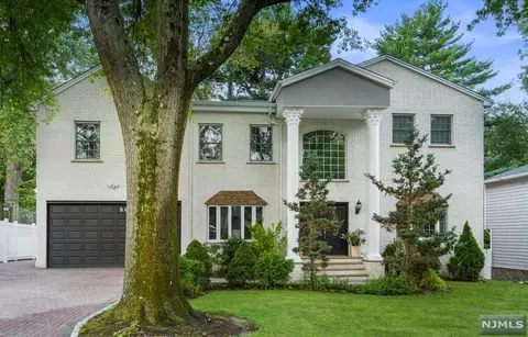 50 Benton Rd, Paramus, NJ 07652 photo 1