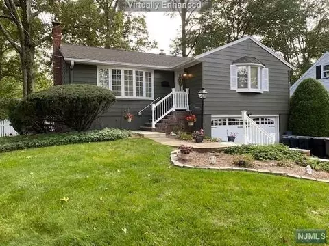 86 Moore Ave, Waldwick, NJ 07463 photo 1