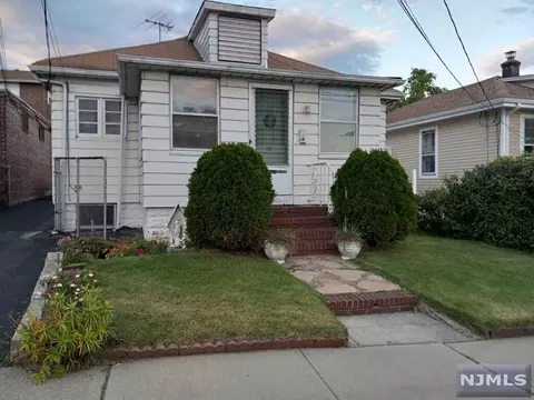 10 E Overlook Ave, Belleville, NJ 07109 photo 1