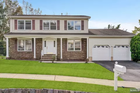 11 Rene Ct, Wayne, NJ 07470 photo 1