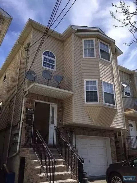 62 Wright St, Newark, NJ 07114 photo 1