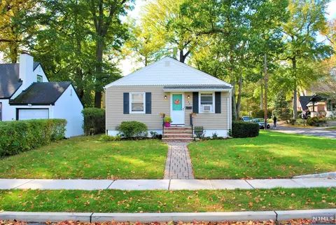 199 Elm Ave, Hackensack, NJ 07601 photo 1