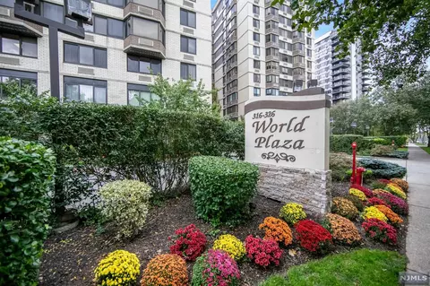 326 Prospect Ave #8C, Hackensack, NJ 07601 photo 1