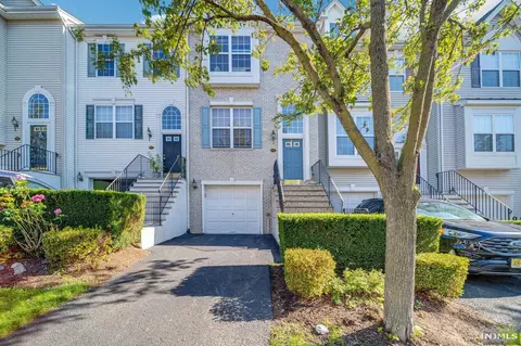 558 Coventry Dr, Nutley, NJ 07110 photo 1