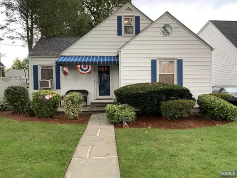 86 Willow Ave, Hackensack, NJ 07601 photo 1