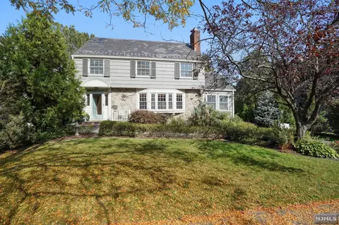 22 Mount Vernon Rd, Montclair, NJ 07043 photo 1