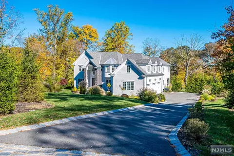 72 Skyline Dr, Saddle River, NJ 07458 photo 1