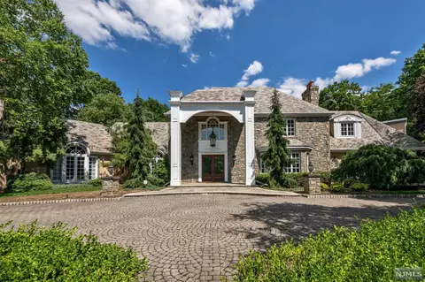 104 E Saddle River Rd, Saddle River, NJ 07458 photo 1