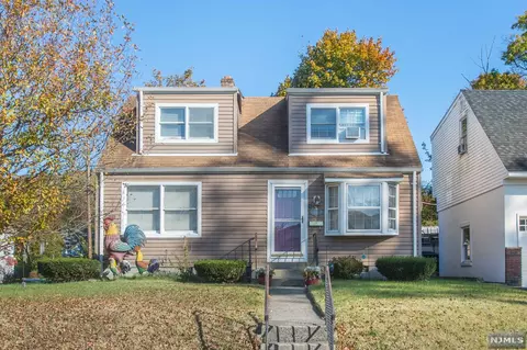 135 Jackson St, Wanaque, NJ 07420 photo 1