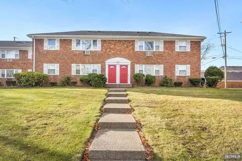 1289 Valley Rd # B, Wayne, NJ 07470 photo 1