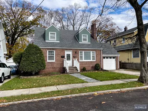 118 Coles Ave, Hackensack, NJ 07601 photo 1