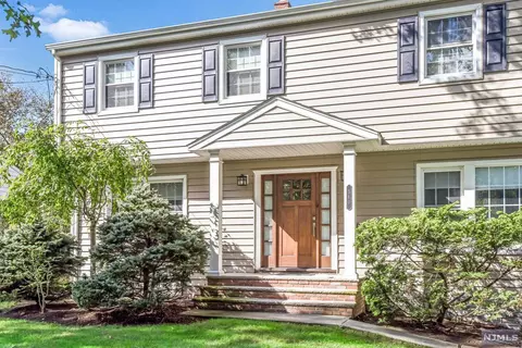 360 Knickerbocker Rd, Closter, NJ 07624 photo 1