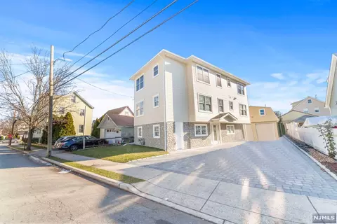 36 Pulaski Ave, Wallington, NJ 07057 photo 1