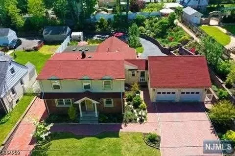 705 Centre St, Nutley, NJ 07110 photo 1