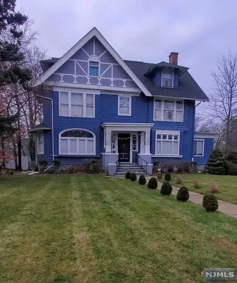 595 Berkeley Ave, Orange, NJ 07050 photo 1