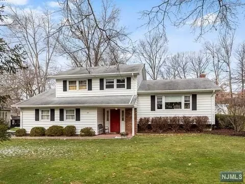 40 Gathering Rd, Montville Township, NJ 07058 photo 1