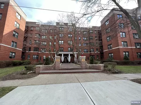 100 Prospect Ave #4G, Hackensack, NJ 07601 photo 1