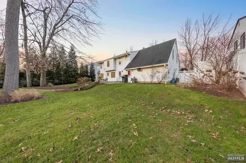 62 Spring Valley Ave, Paramus, NJ 07652 photo 1