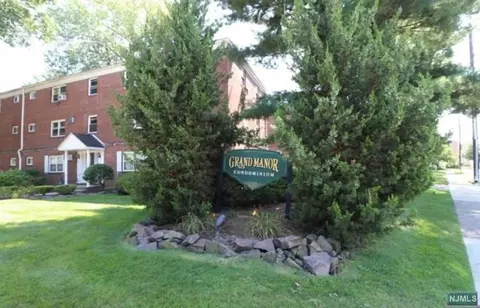 5 Romaine Ct #B3, Hackensack, NJ 07601 photo 1