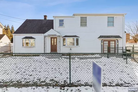 5 6th Ave, Wanaque, NJ 07420 photo 1
