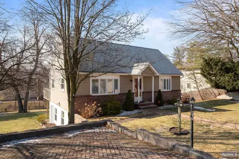 815 Pascack Rd, Paramus, NJ 07652 photo 1