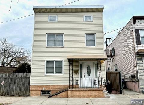 212 William St, Harrison, NJ 07029 photo 1